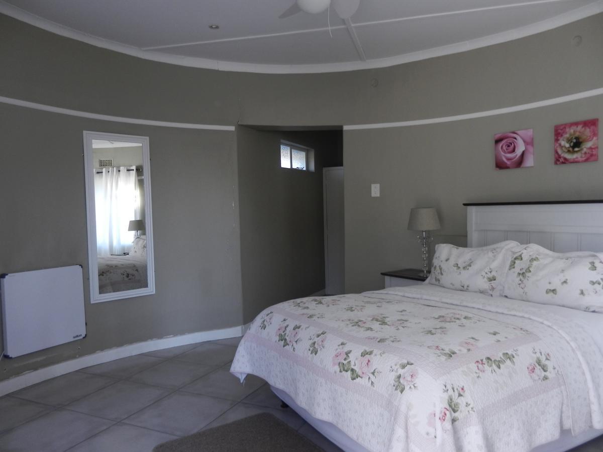 Mount Currie Inn Kokstad  Exterior photo